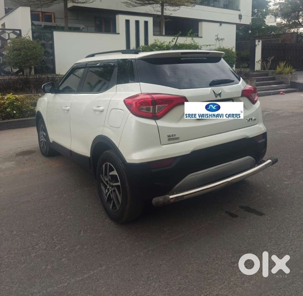 Mahindra Xuv300 W8 (o) 1.5 Diesel Amt, 2023, Diesel