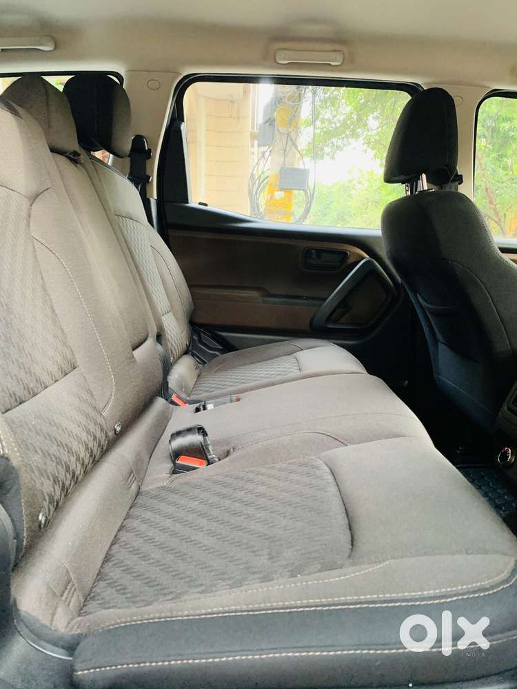 Mahindra Scorpio N Z4 Petrol Mt 7 Str, 2022, Petrol