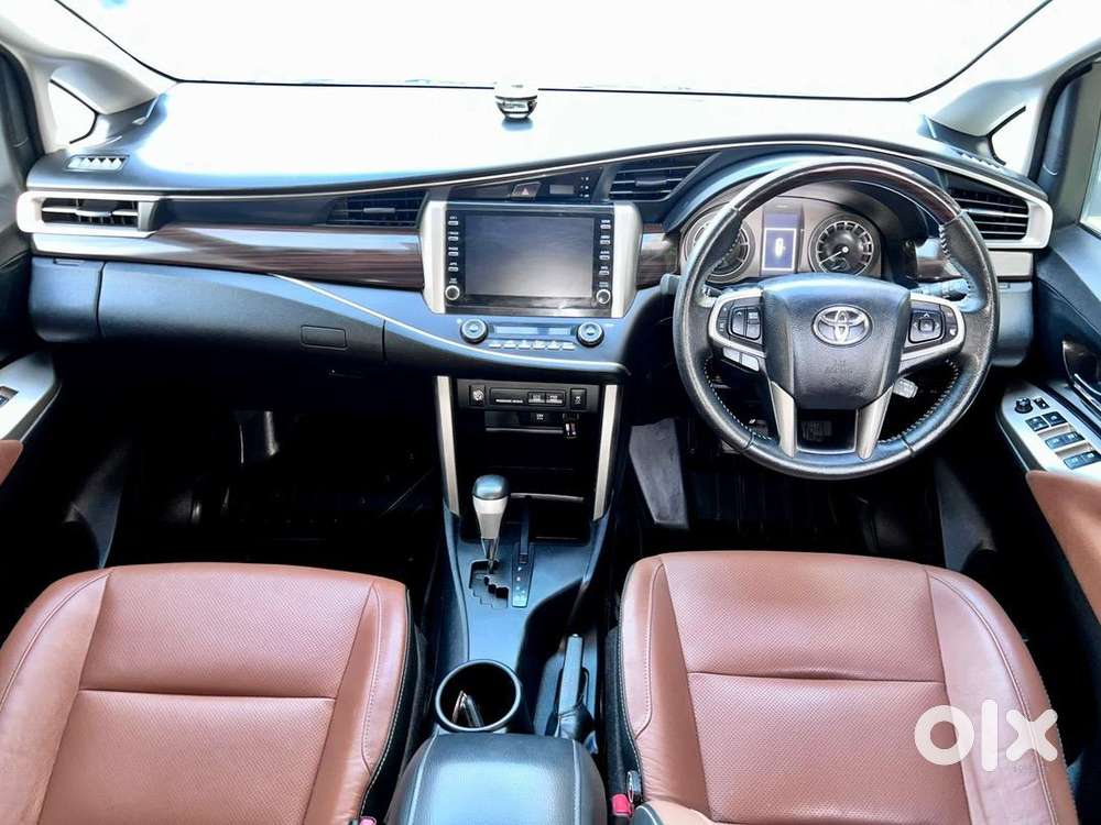 Toyota Innova Crysta 2022 Diesel Well Maintained