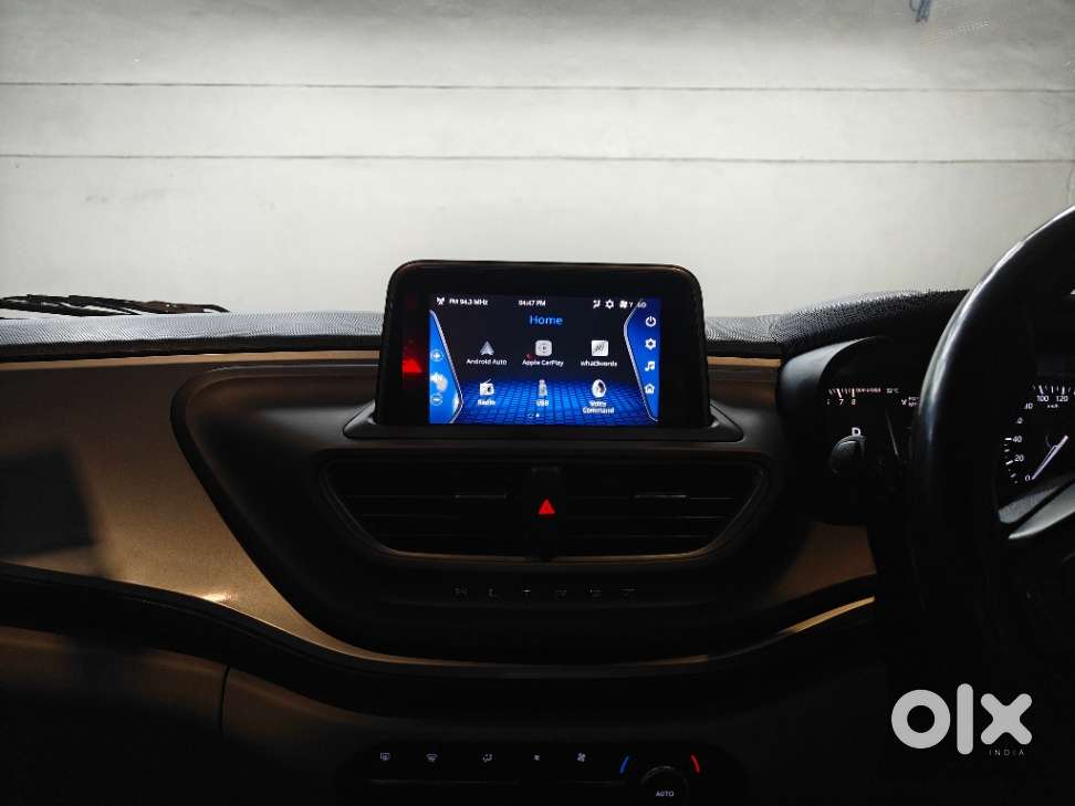 Tata Altroz 1.2 Xza Petrol Dct, 2022, Petrol