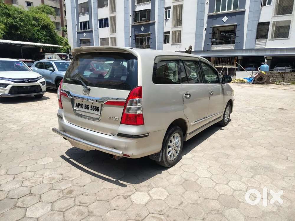Toyota Innova, 2014, Diesel
