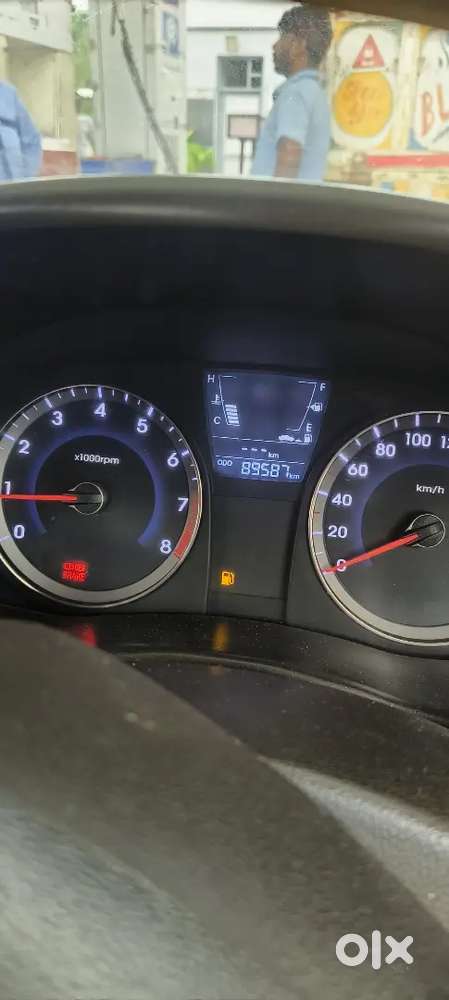 Hyundai Verna 1.6 Sx 2012