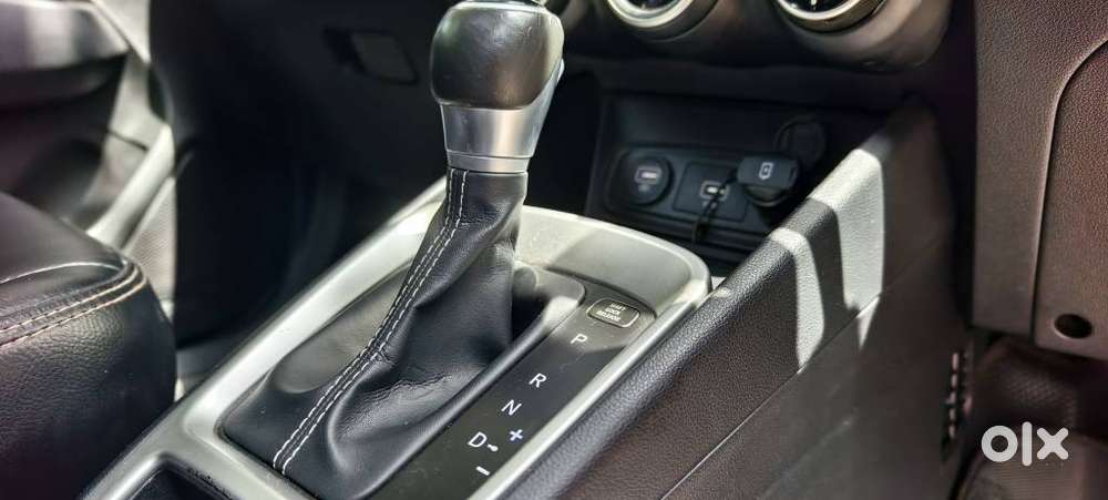 Hyundai Venue Sx Plus Turbo Dct, 2019, Petrol