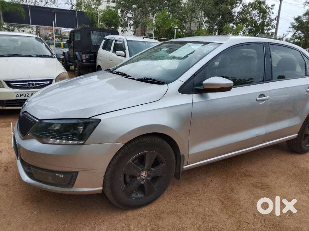 Skoda Rapid 1.5 Tdi Style/1.5 At Style, 2016, Diesel