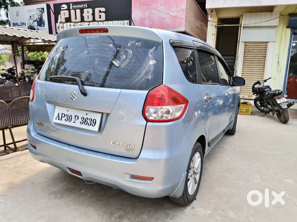 Maruti Suzuki Ertiga Zxi Petrol Version