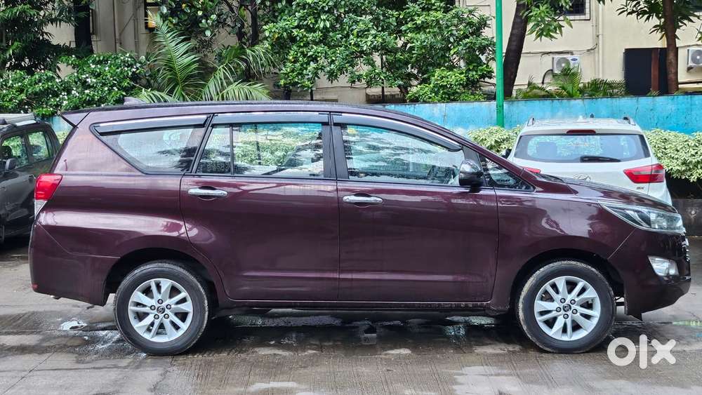Toyota Innova Crysta 2.7 Gx At 8s, 2019, Diesel
