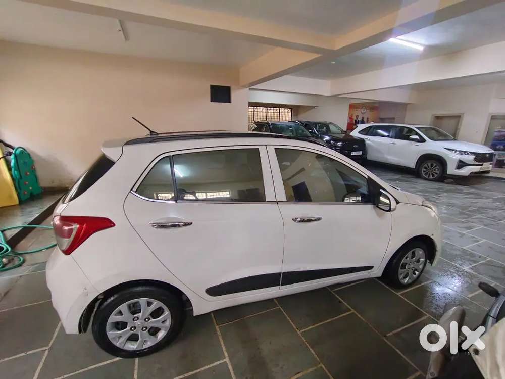 Hyundai Grand I10 2015 Diesel 94915 Km Driven