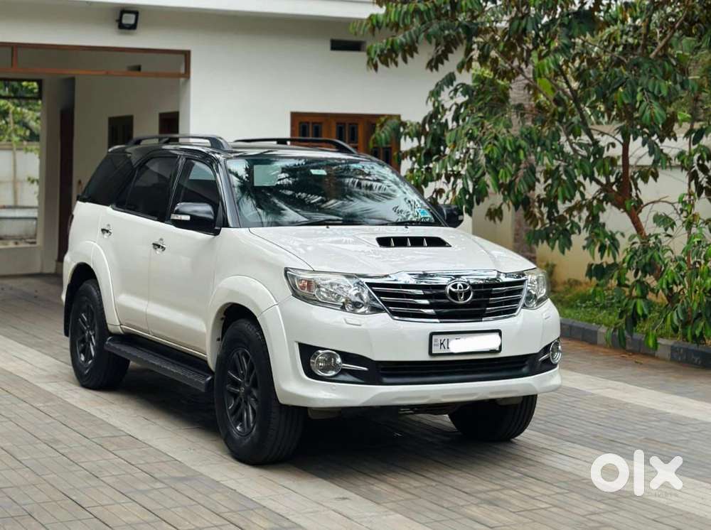 Toyota Fortuner 4x4 At 2.8 Diesel, 2015, Diesel