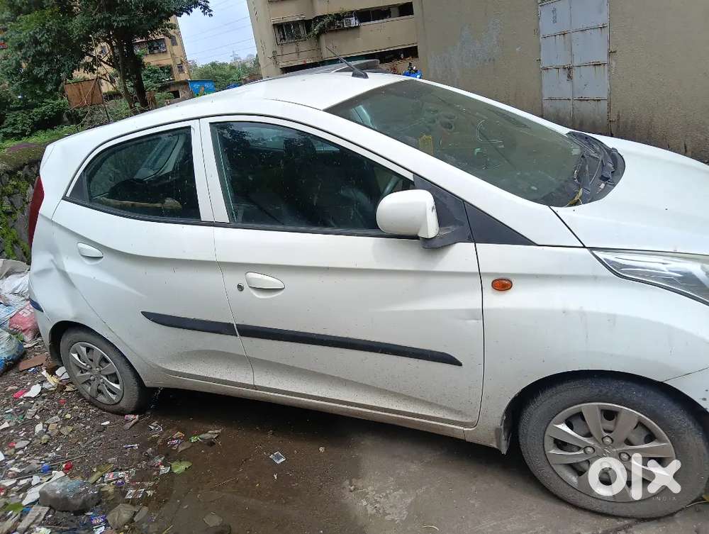Hyundai Eon Magna+ 2011 Variant