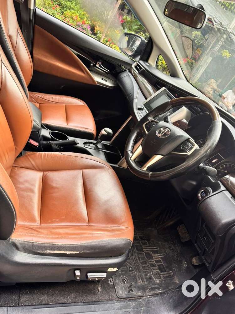 Toyota Innova Crysta 2.7 Zx At, 2016, Diesel