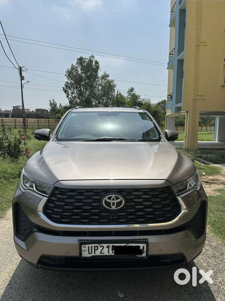 Toyota Innova Hycross 2.0 Vx Hybrid 7 Str, 2023, Petrol