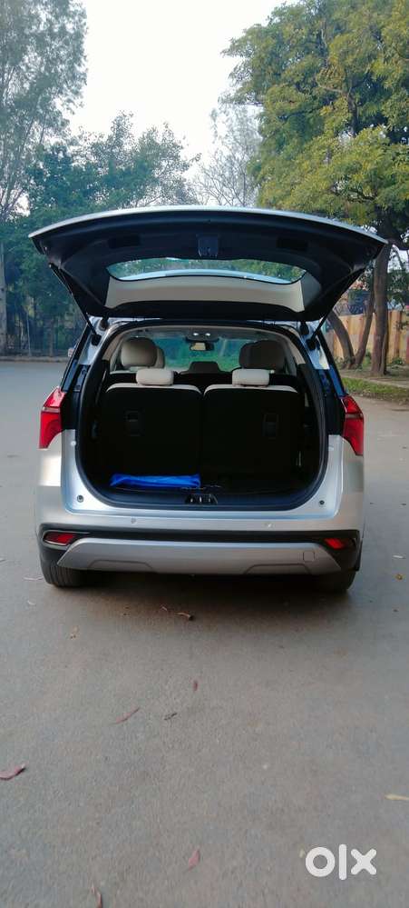 Mahindra Xuv700 2.2 Ax 7 Diesel At Str, 2022, Diesel