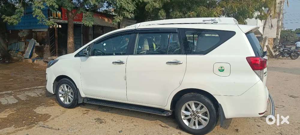 Toyota Innova Crysta 2019