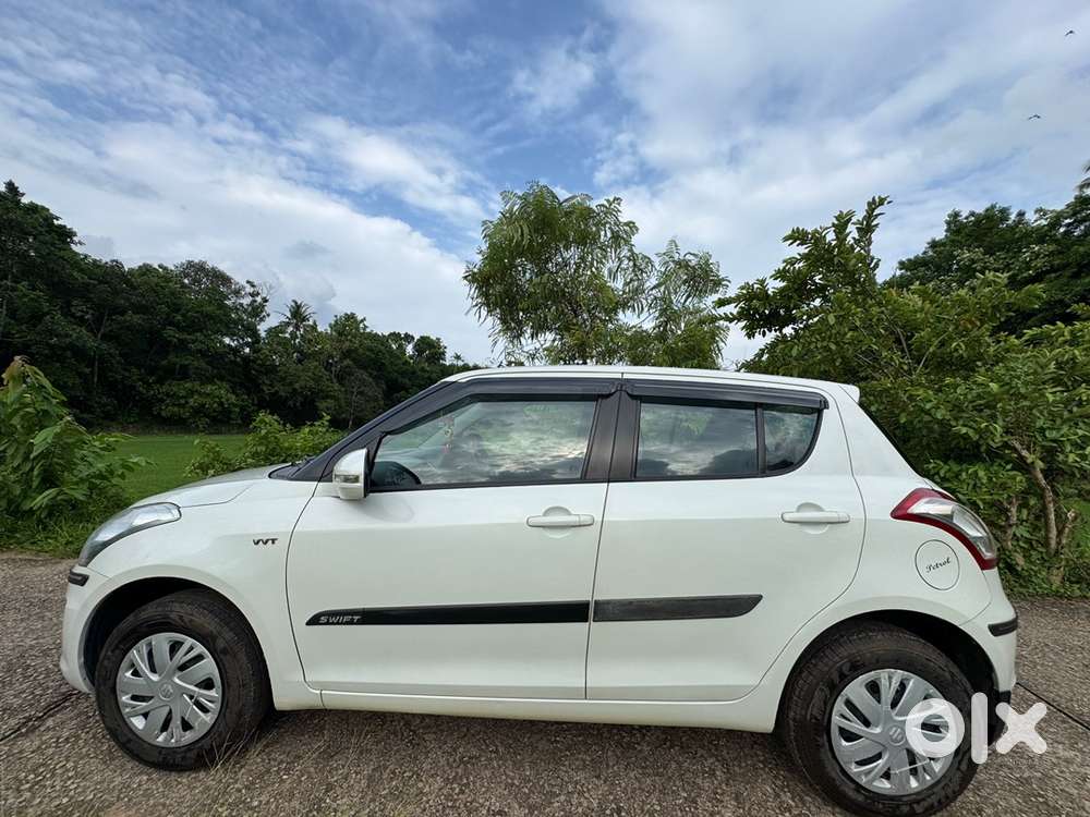 Maruti Swift 2015 Petrol Manual