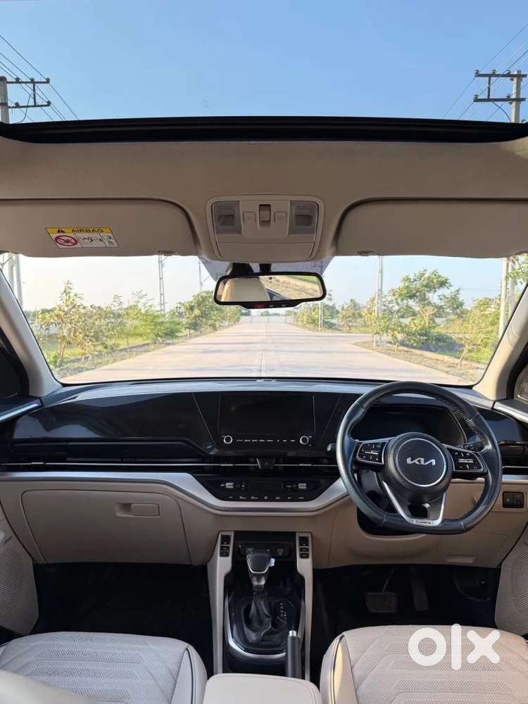 Kia Carens Luxury (o)1.5 Diesel At 7 Str, 2022, Diesel