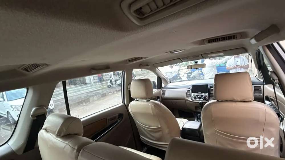 Toyota Innova 2016 Diesel Well Maintained
