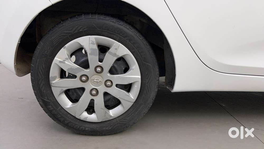 Hyundai Eon Magna +, 2017, Petrol