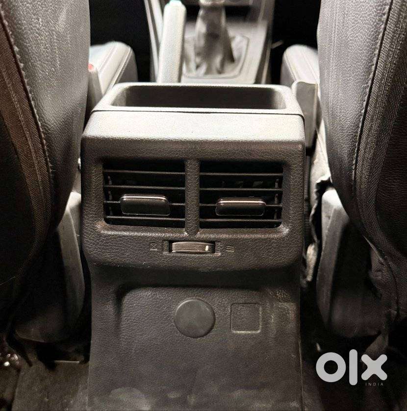 Maruti Suzuki Brezza Vxi At, 2023, Petrol