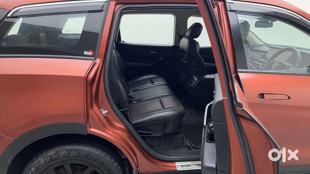 Mahindra Xuv700 2.0 Ax 7 Petrol At Luxury Pack Str, 2024, Petrol