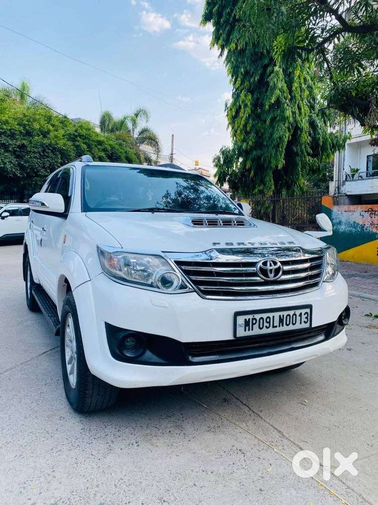 Toyota Fortuner 3.0 4x2 Automatic, 2013, Diesel