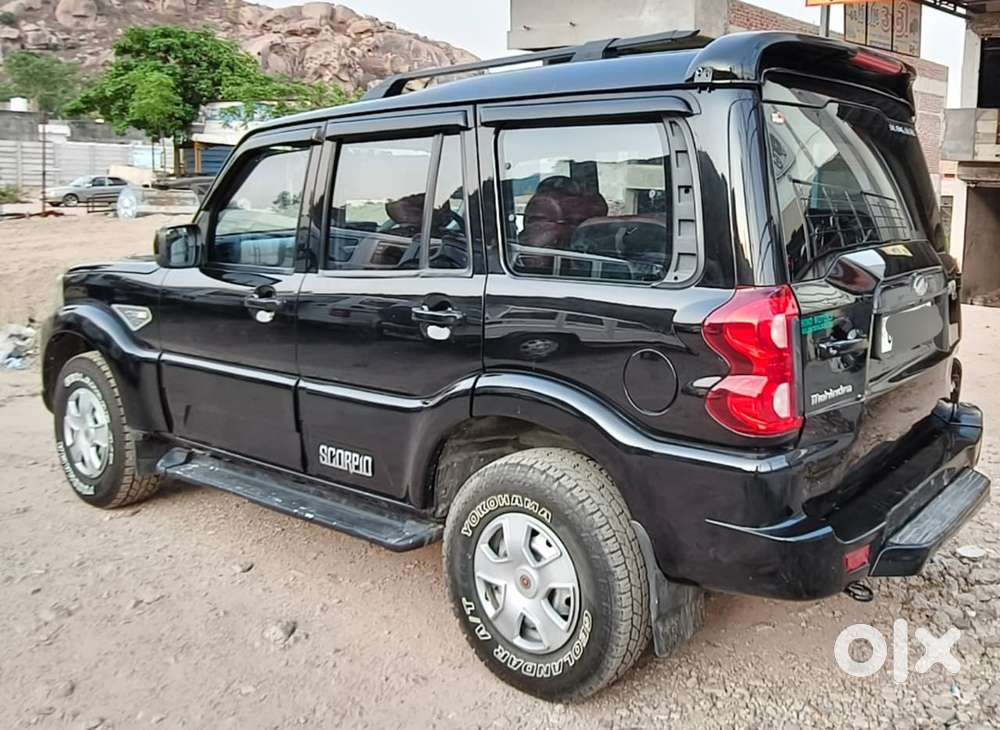 Mahindra Scorpio 2018 Diesel Well Maintained
