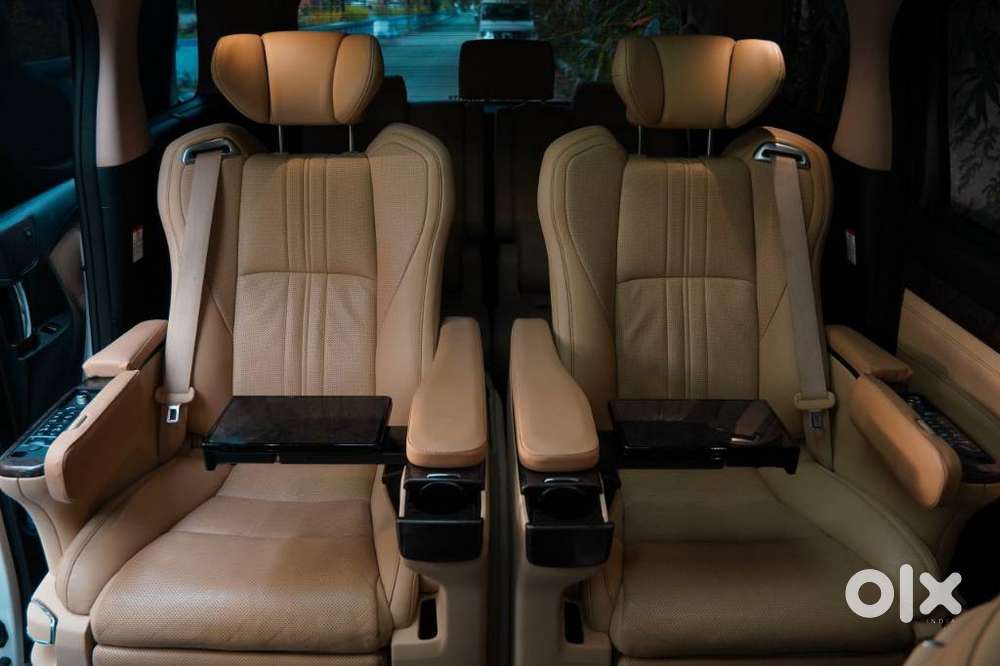 Toyota Vellfire 2.5 Hybrid, 2022, Petrol