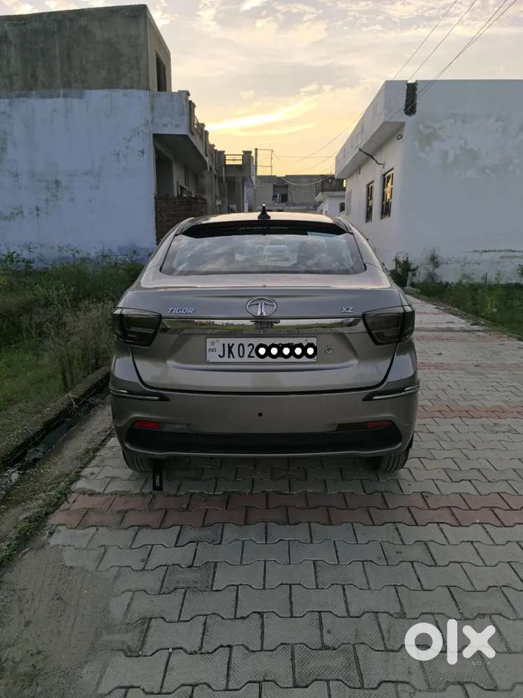 2019 Tata Tigor Petrol Manual