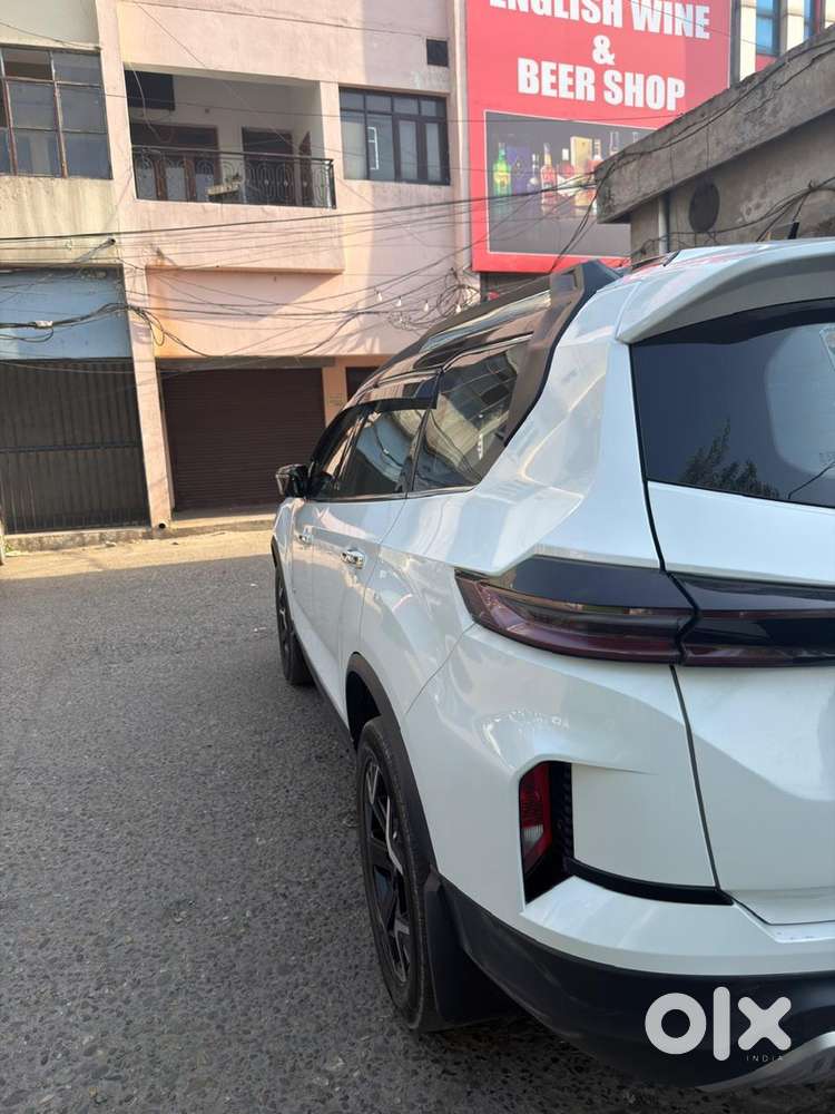 Tata Safari Diesel 2023 At D Acc+ Top Model