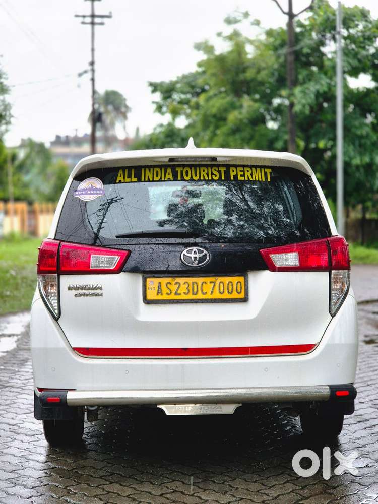 Toyota Innova Crysta [2020-ongoing] 2.7 Gx Mt 8 Str, 2023, Diesel