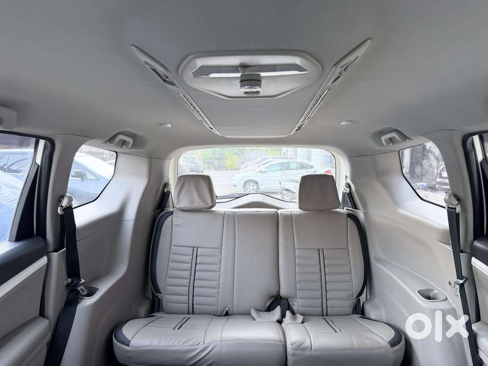 Mahindra Marazzo M6, 2018, Diesel