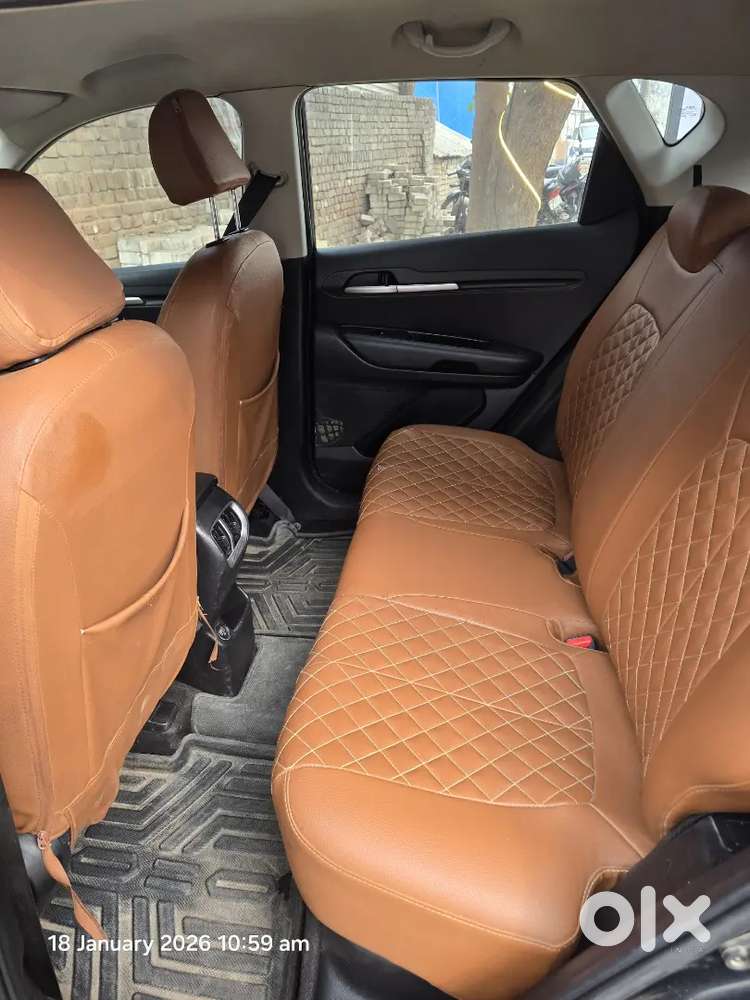 Kia Sonet Black Diesel Automatic