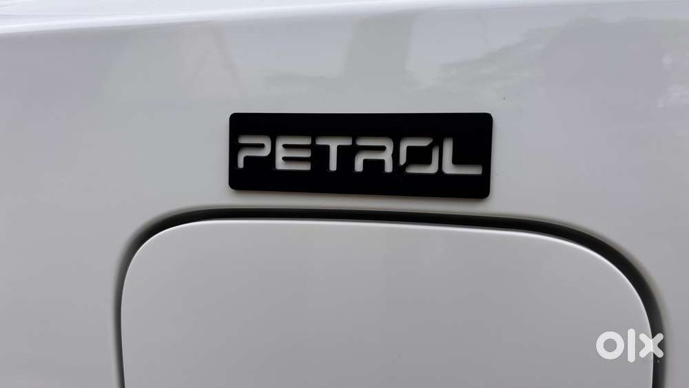 Toyota Innova Crysta, 2022, Petrol