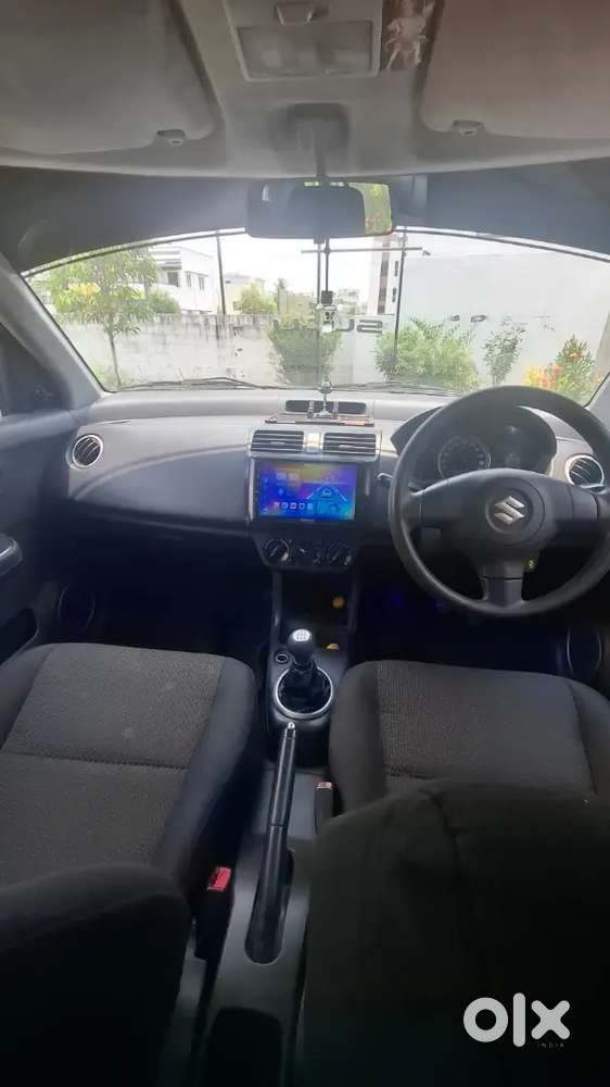 Maruthi Suzuki Swift Vxi