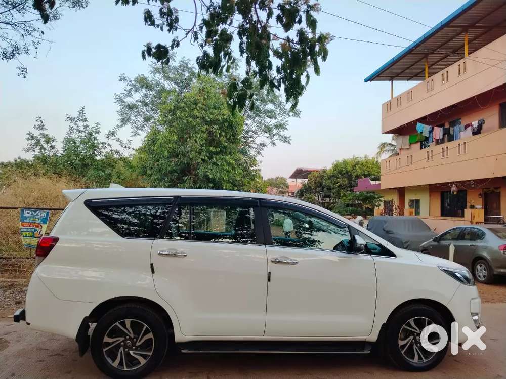 Toyota Innova Crysta 2024 Diesel 64600 Km Driven