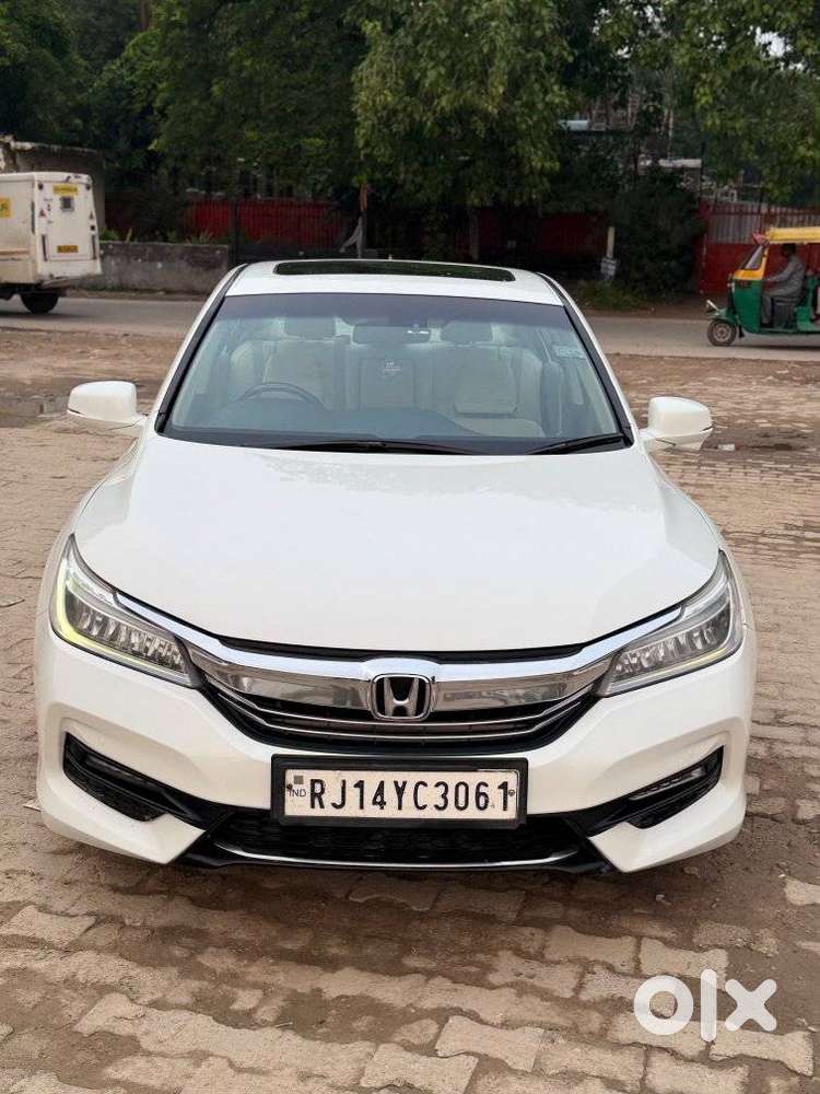 Honda Accord Hybrid Cvt, 2017, Petrol