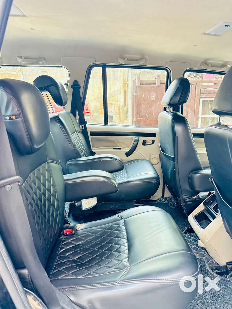 Mahindra Scorpio Classic 2023 Diesel Manual, 85,000 Km
