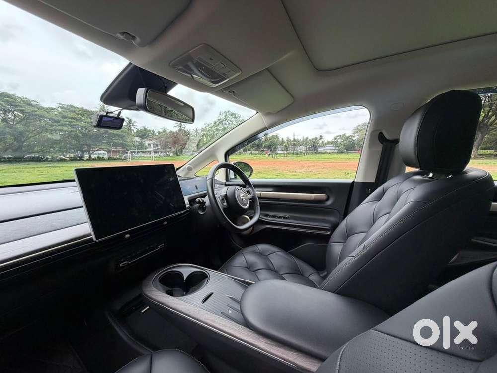 Mg Windsor Ev Essence, 2025, Electric