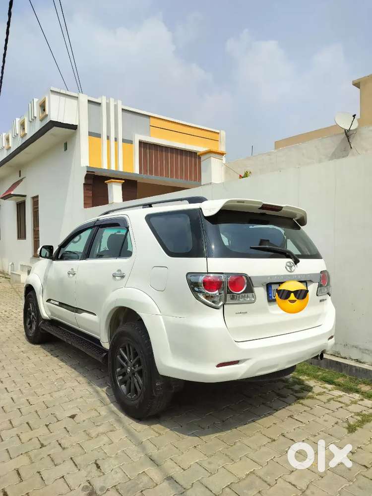 Toyota Fortuner 2016 Diesel 72000 Km Driven