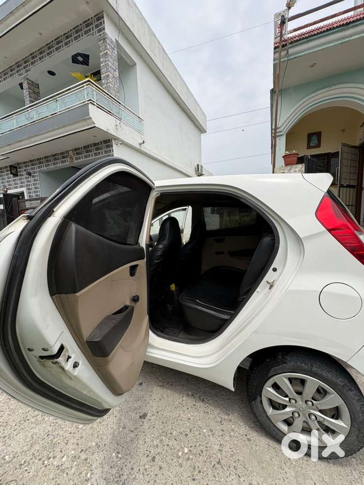 Hyundai Eon 0.8 Magna 2012 Petrol