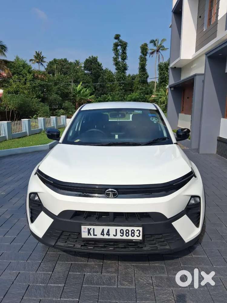 Tata Nexon Smart Petrol November 2025