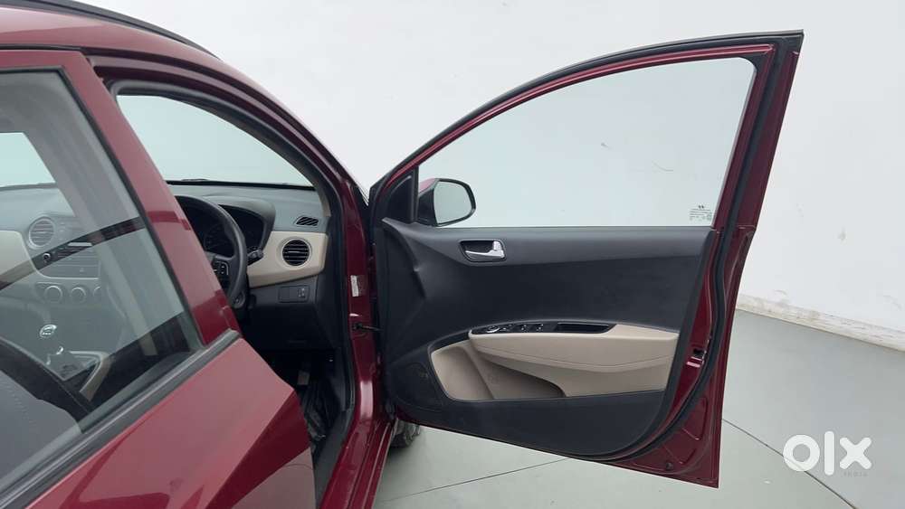 Hyundai Grand I10 1.2 Kappa Sportz, 2016, Petrol