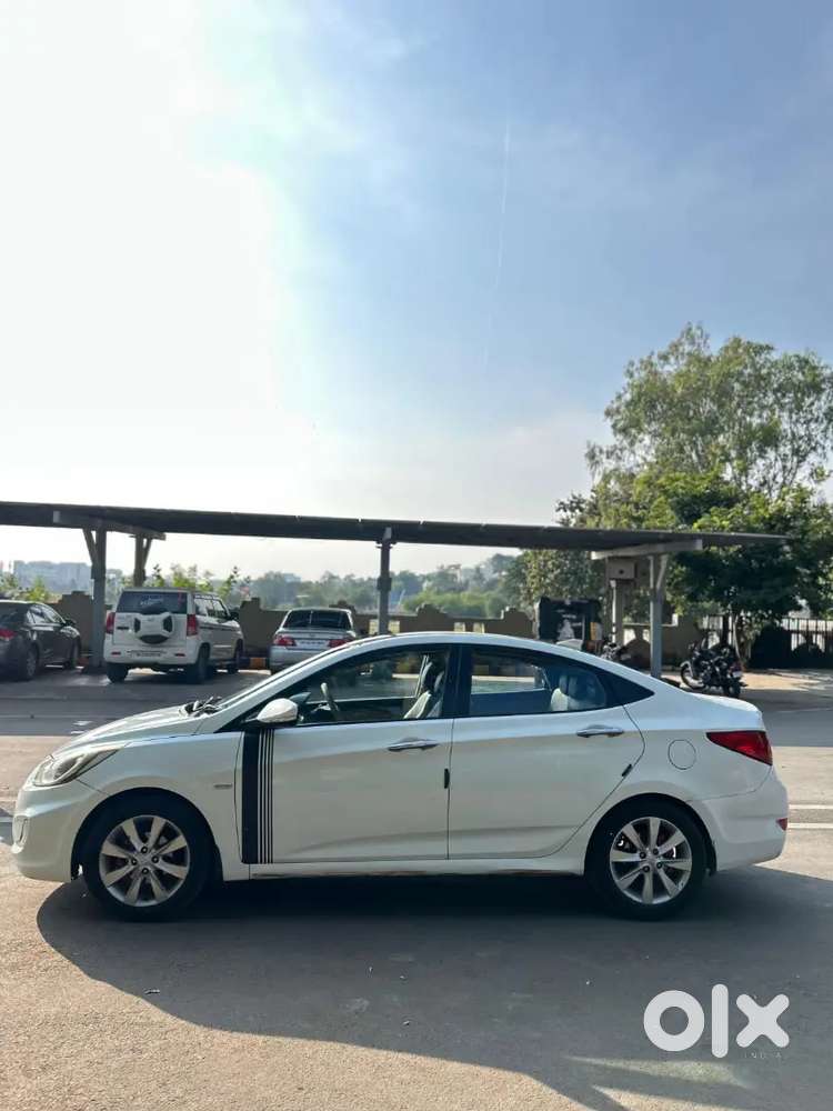 Hyundai Verna 2012 Diesel 106000 Km Driven