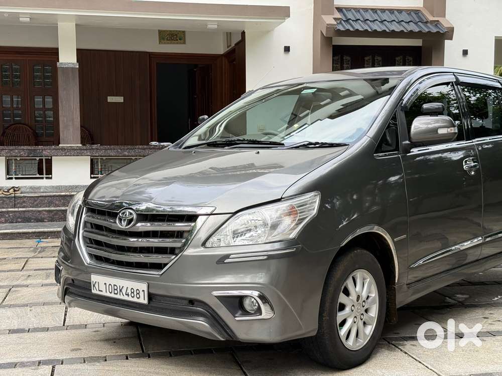 Toyota Innova 2013 Diesel Well Maintained