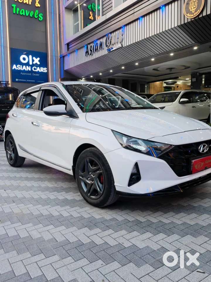 Hyundai I20 Sportz 1.2 Mt, 2023, Petrol