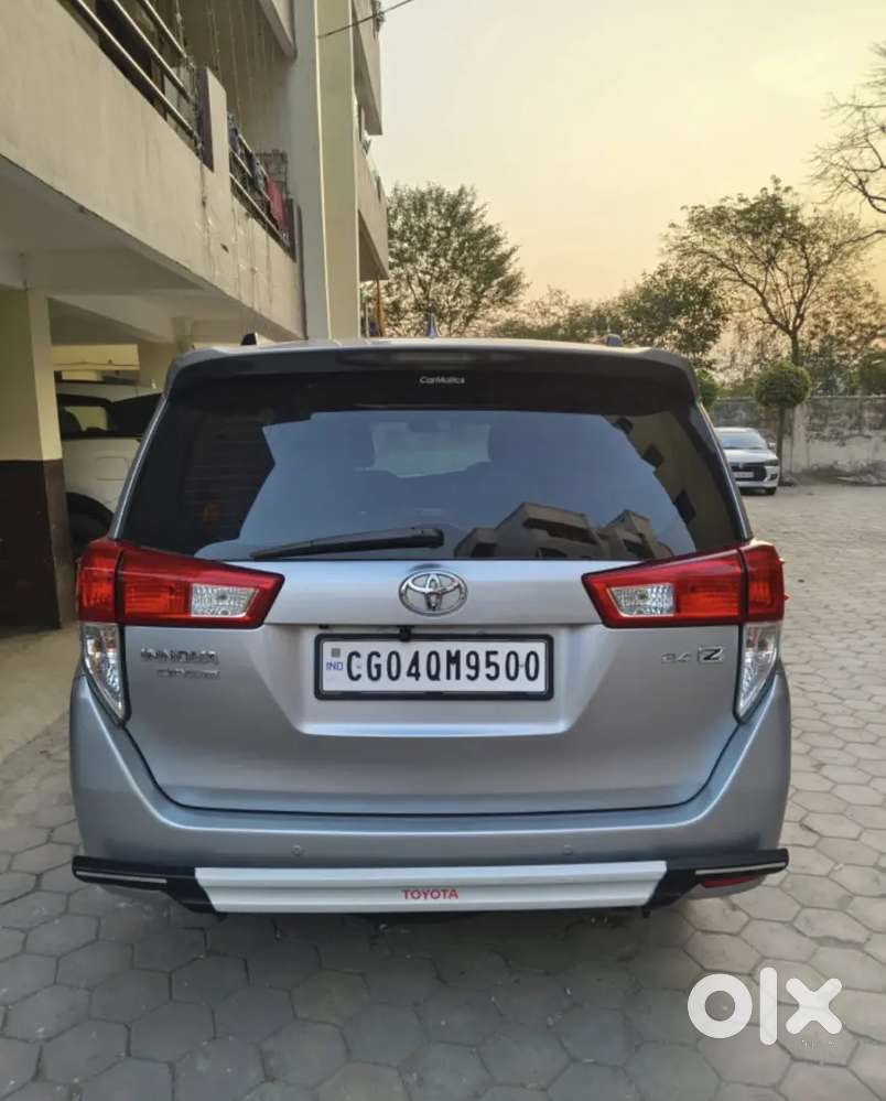 Toyota Innova Crysta 2018 Diesel Well Maintained