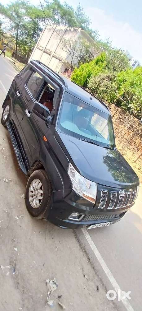 Mahindra Tuv 300 T8, 2018, Diesel