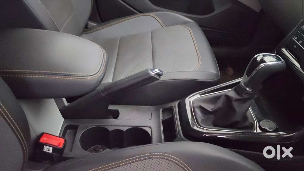 Skoda Kushaq Style 1.0l Tsi At, 2022, Petrol