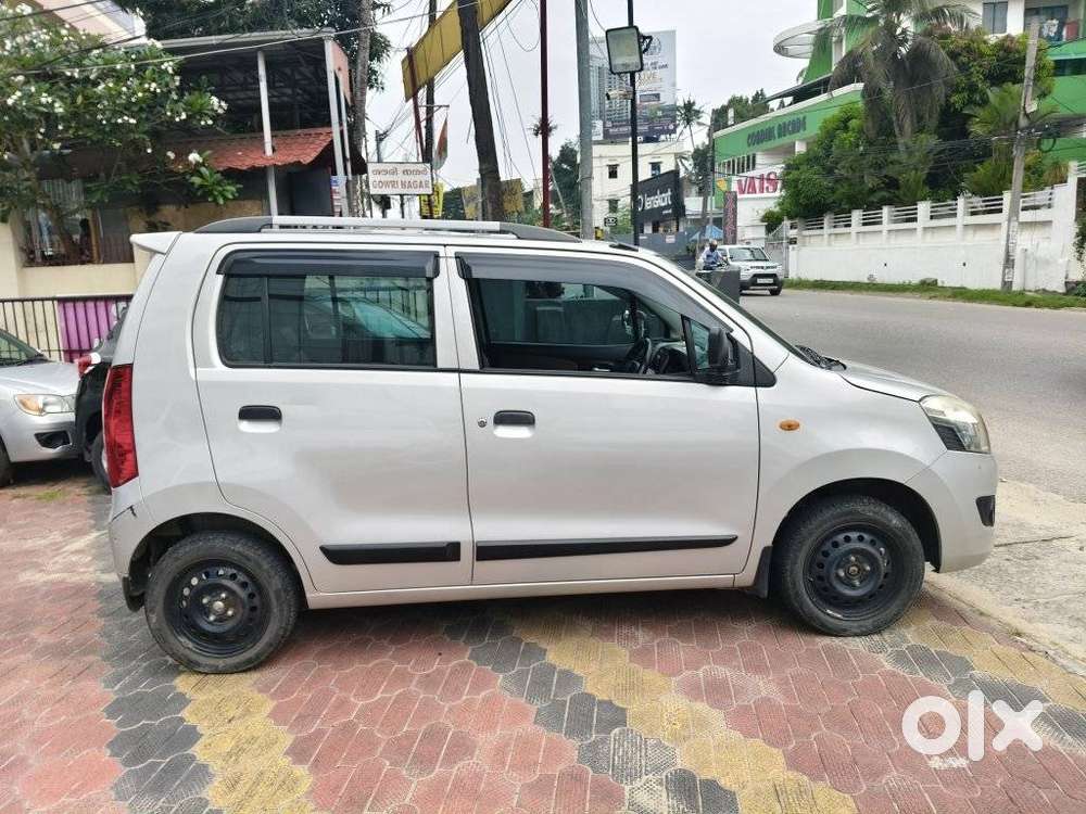 Maruti Suzuki Wagon R Lxi Optional, 2016, Petrol