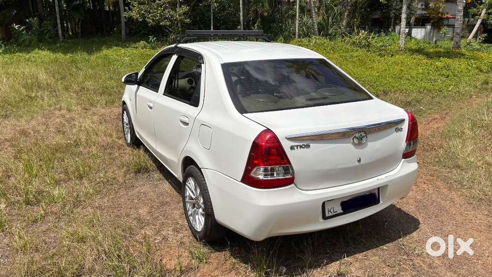 Low Kilometer , Single Owner Toyota Etios Gd 2015