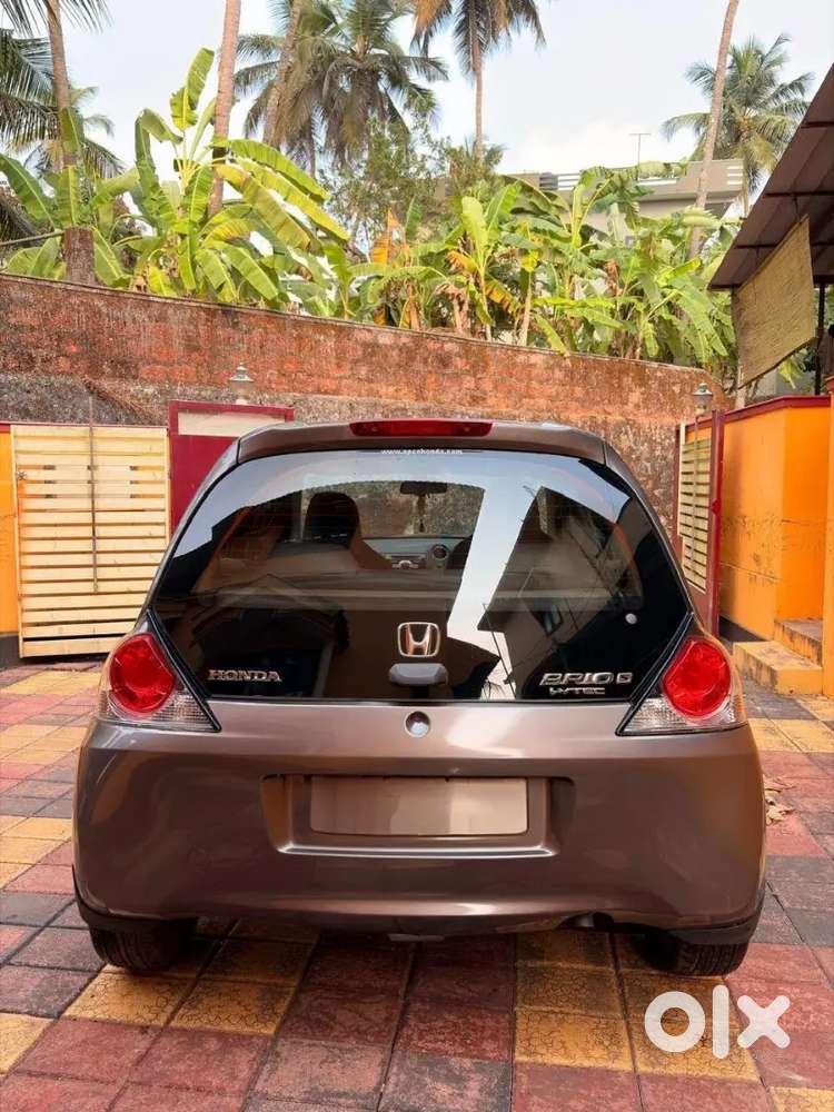 Honda Brio 2016 Petrol Well Maintained
